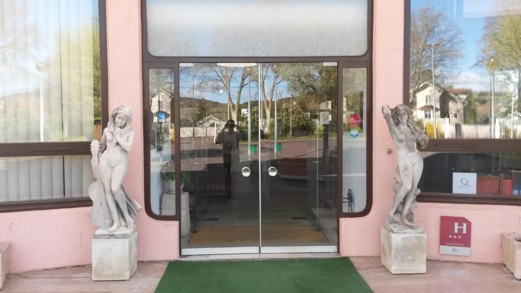 Inter-Hotel La Closerie Beaune Beaune  Exterior foto